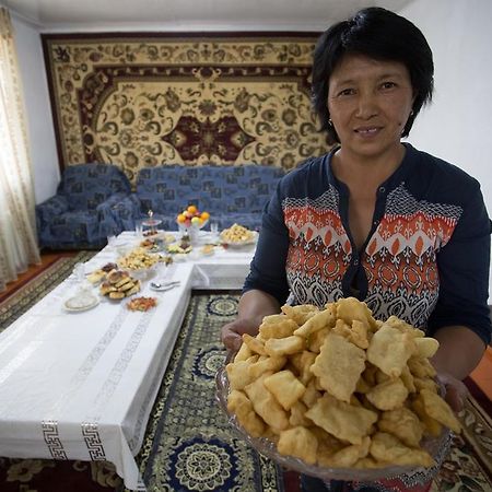 Готель Nurgul Bokonbayevo Екстер'єр фото